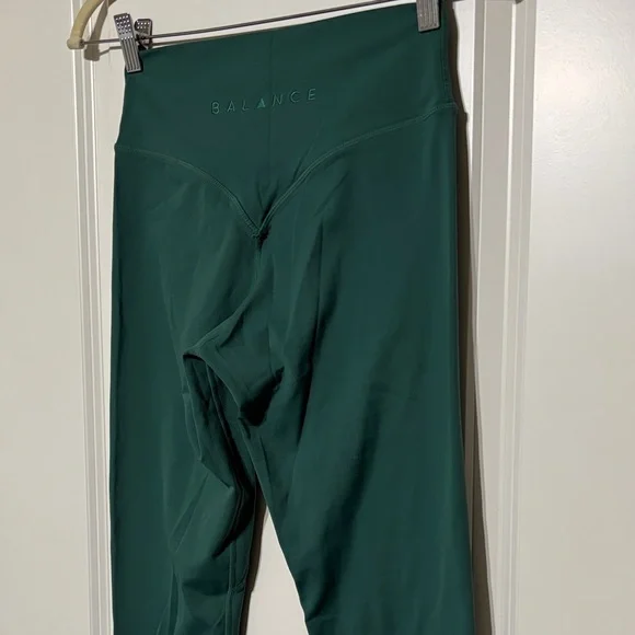 Balance Athletica Green Yoga Leggings Medium Full Length - Picture 4 of 6